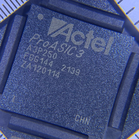 A3P250-FGG144I